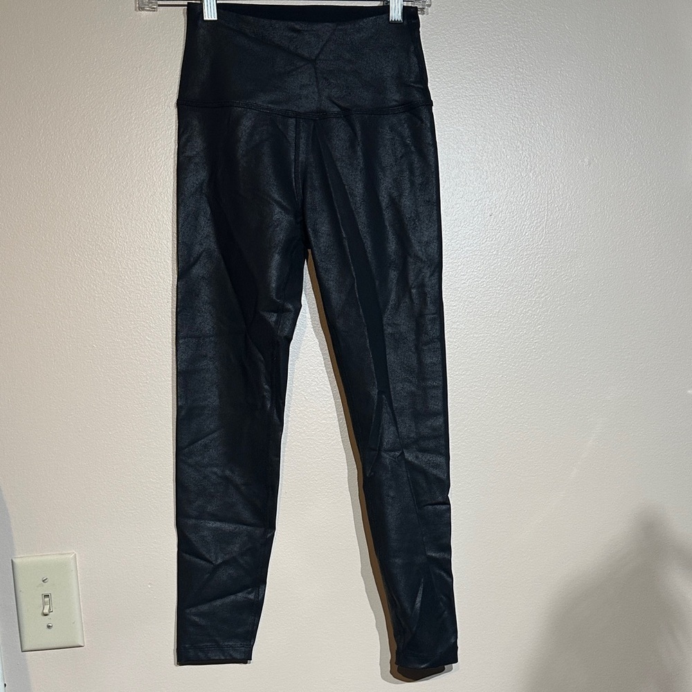 Beyond Yoga Charcoal Leggings